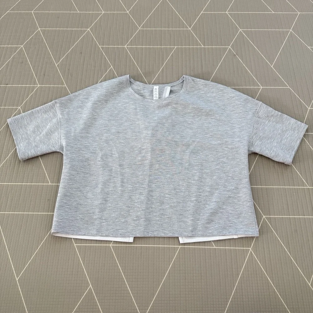 Lululemon Minimal Short Sleeve Size‎ 12 Heathered Power Gray